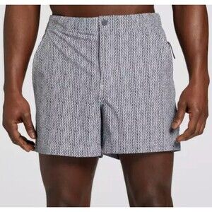 VRST Men's 5" Resort Shorts Size XXL Light Sand Geo Print Zip Pocket UV Protect